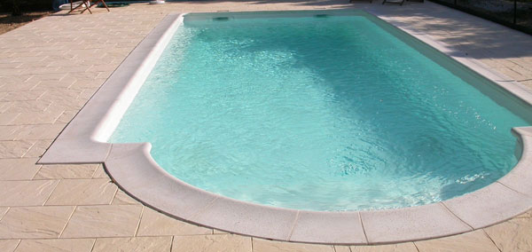 Création piscine béton à Hennebont