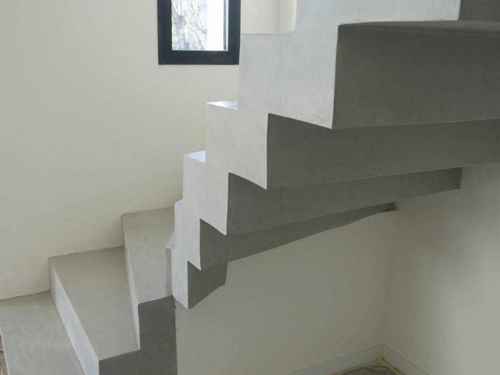 Création d'escalier en béton Le Saint